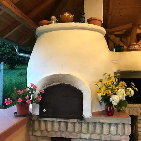 Nomad Jurta Zalakaros Mellett Οργανωμένο κάμπινγκ