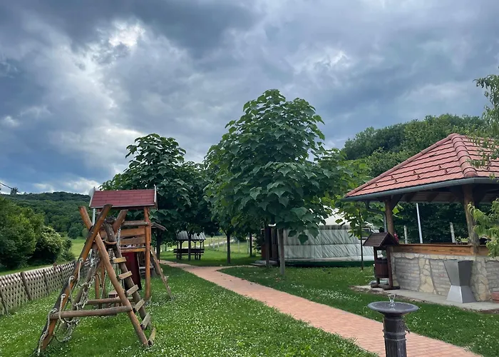 Campismo de Luxo Nomád Jurta Zalakaros Mellett *