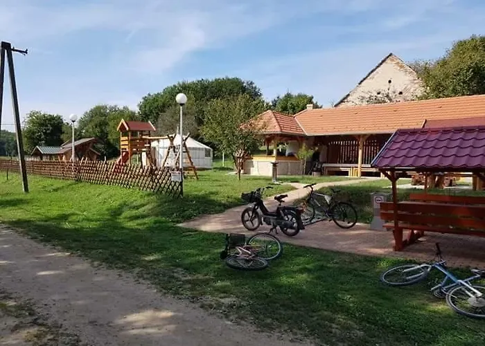 Nomad Jurta Zalakaros Mellett Luxe tent *